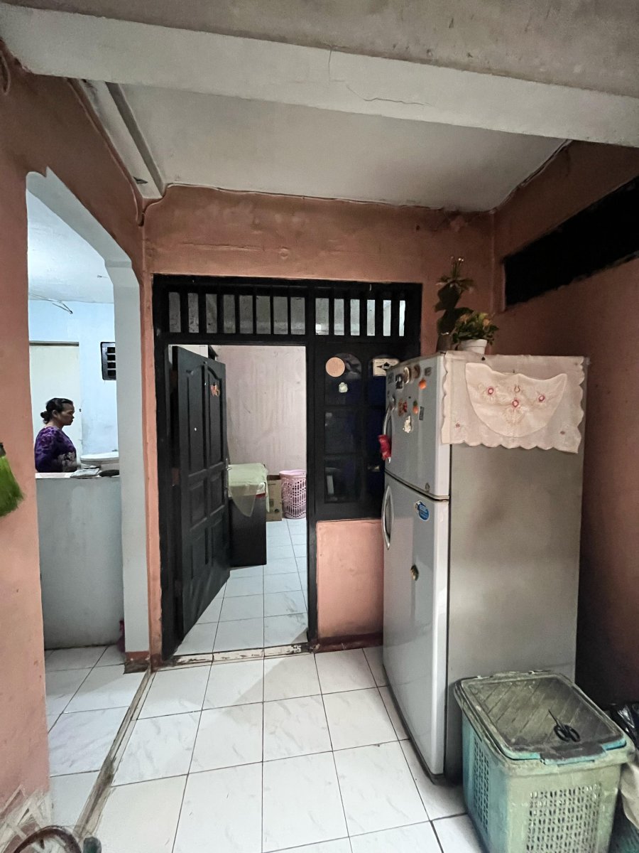 Harus Terjual Rumah Kedoya Selatan - Foto 7