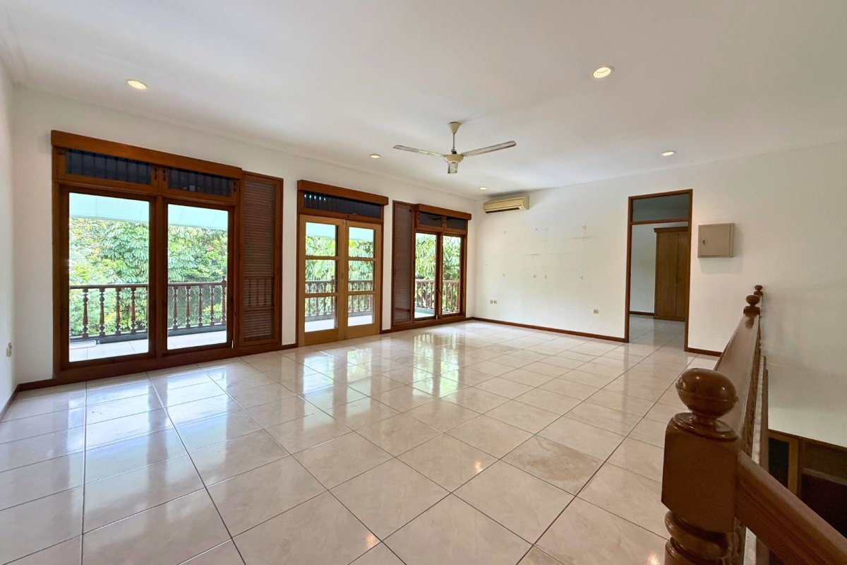 Dijual Dan Disewakan Rumah Klasik Bagus dan Terawat Di Bangka- Kemang - Foto 11