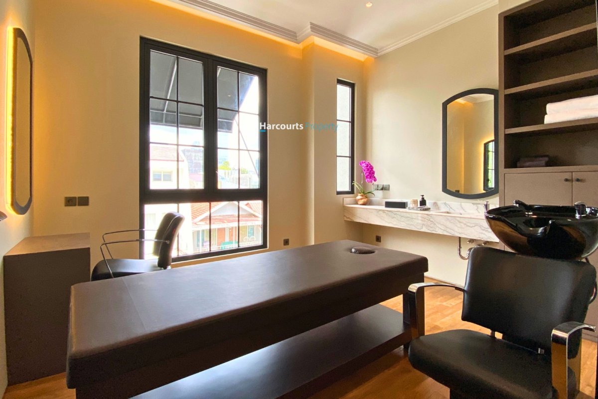 Senopati Area, Dijual Brandnew House Modern American Classic Lokasi Strategis 5 Menit ke Scbd, Kebayoran Baru - Foto 12