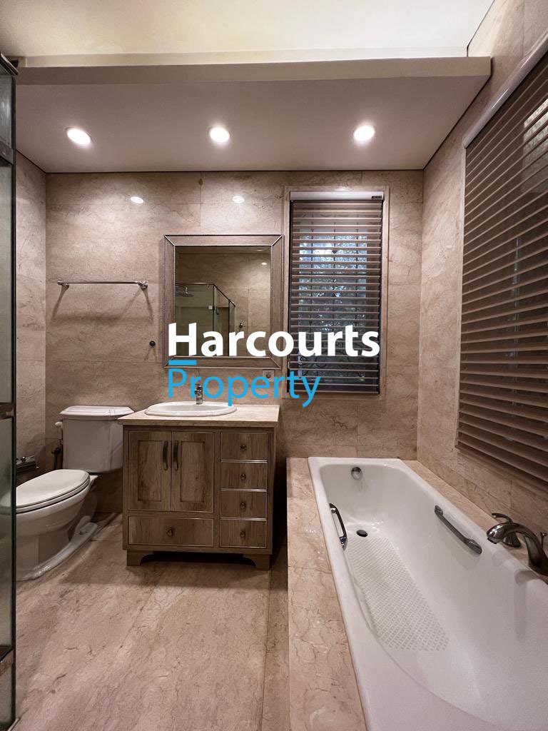 Dijual dan Disewakan Rumah Hunian 2 Lantai Lokasi Strategis Prime Area di Menteng - Foto 11