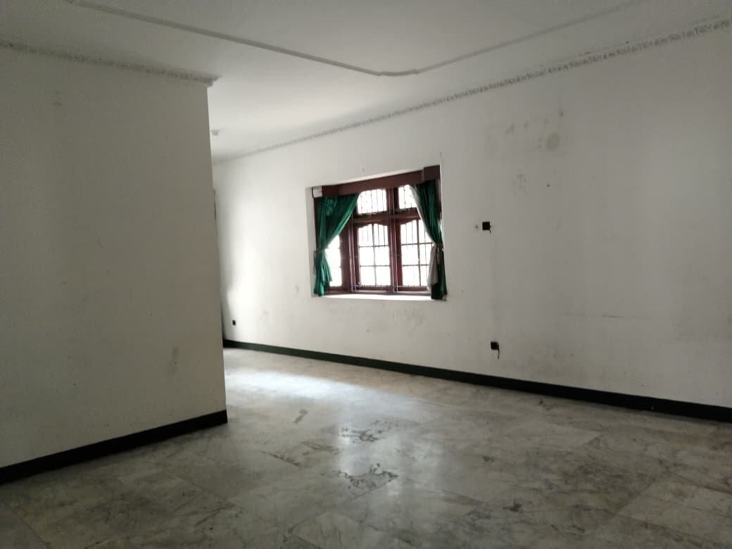 Dijual Rumah Lokasi Kayu Putih - Jakarta Timur - Foto 2