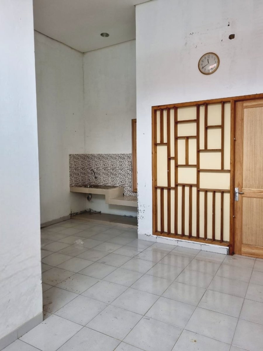 Rumah Bagus Siap Pakai di Pabelan, Kartasura, Solo - Foto 4