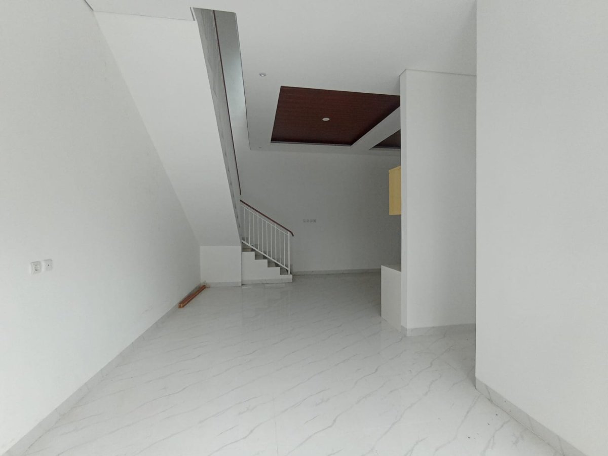 Rumah Cluster Modern Strategis Siap Pakai di Paulan, Colomadu, Solo - Foto 2