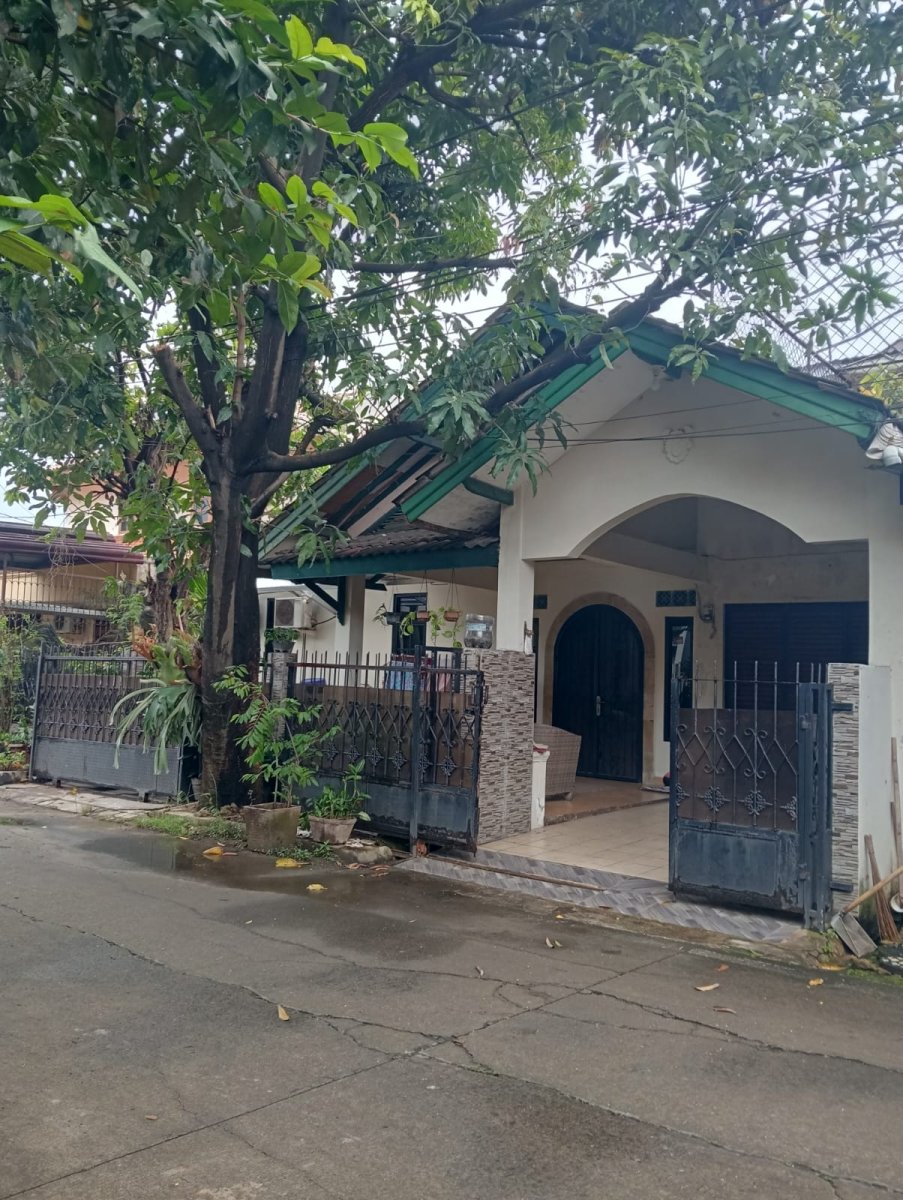 Dijual Cepat Rumah 2 Lantai, 172M, Bekasi Timur