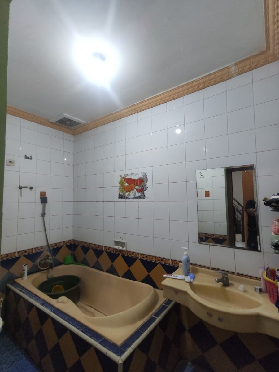 Dijual Cepat Rumah 2 Lantai, 172M, Bekasi Timur - Foto 6