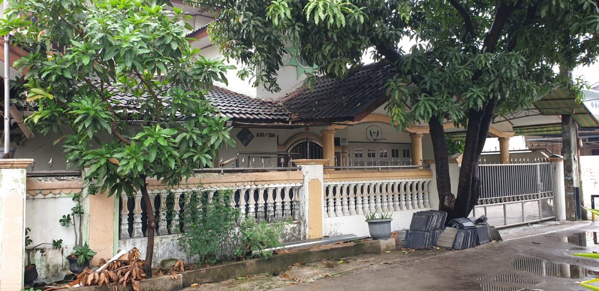Di Jual Cepat Rumah Siap Huni, 350 M2, Bekasi Timur - Foto 2