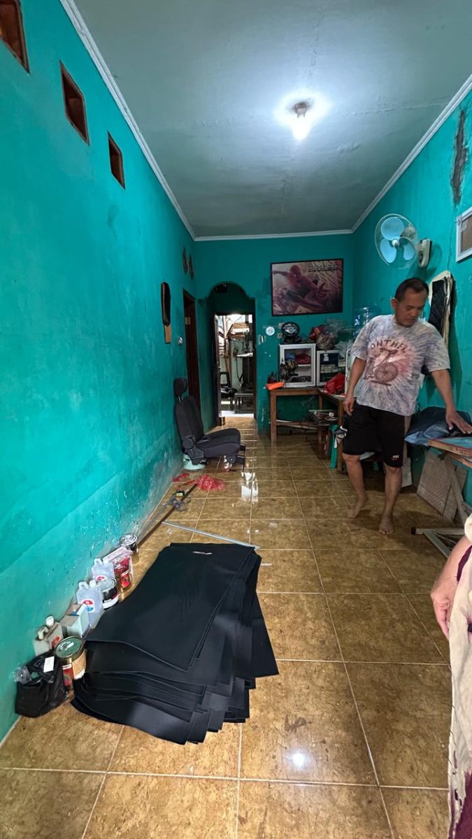 RUMAH SIAP HUNI, LT. 60M2, BUMI ANGGREK, BEKASI