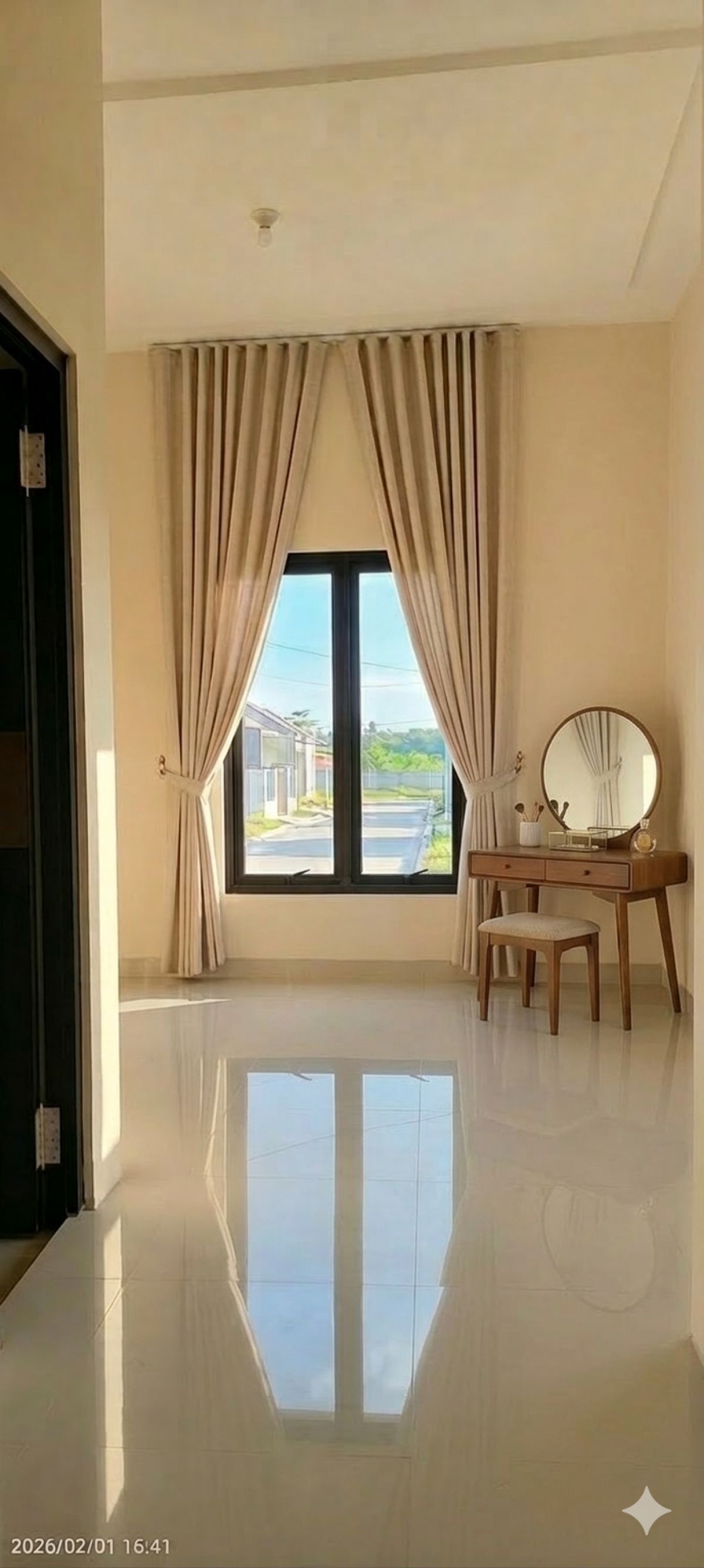 Di Jual Cepat RUMAH 2 LANTAI, LT. 72M2, CIKARANG SELATAN - Foto 2