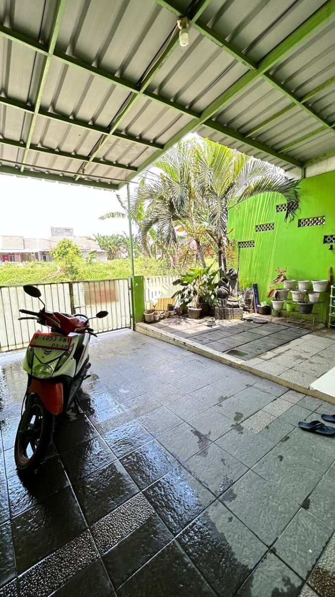 Rumah Siap Huni, LT. 72 M2, Vila Mutiara Gading 2,  Bekasi - Foto 3