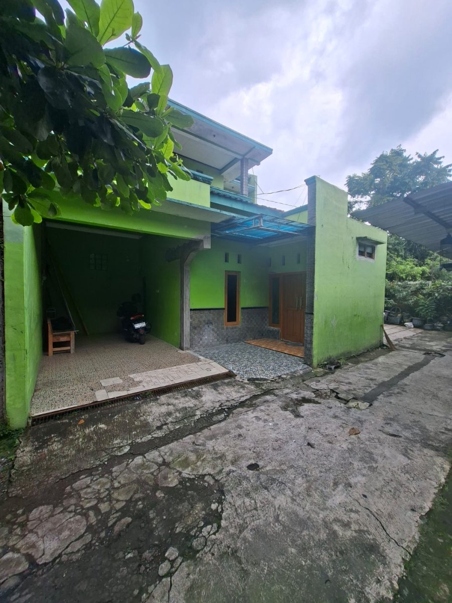 Rumah 2 lantai Banyuanyar, Solo, dekat SMPN 9 Surakarta - Foto 7