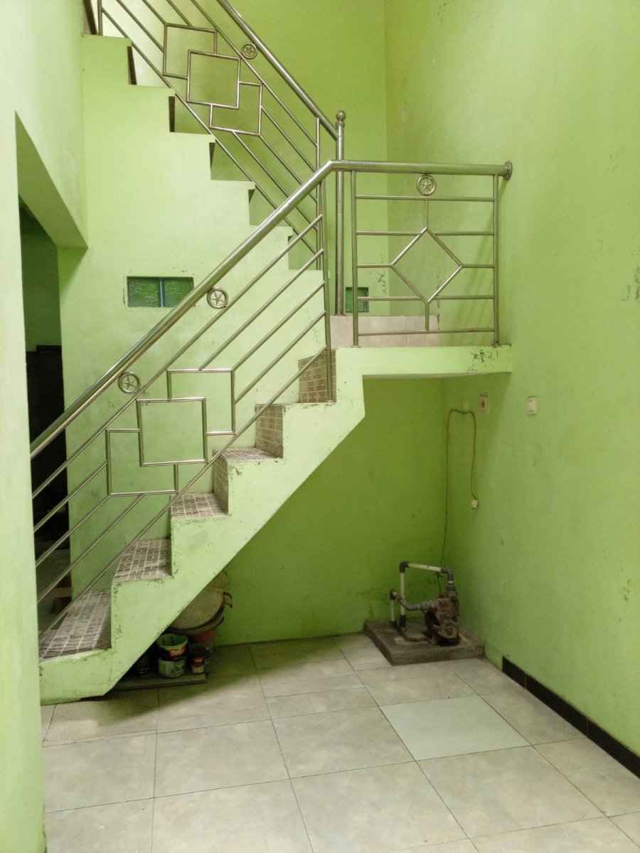 Rumah 2 lantai Banyuanyar, Solo, dekat SMPN 9 Surakarta - Foto 11