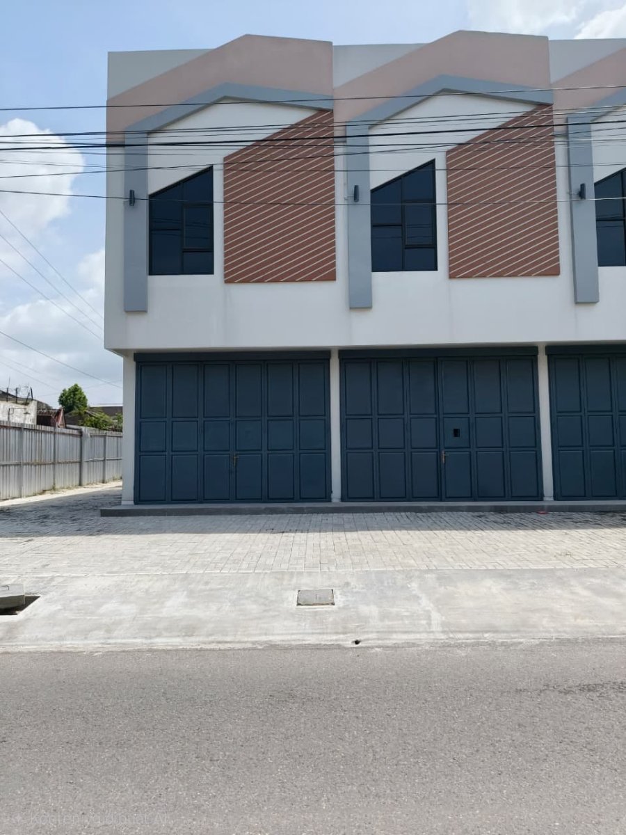 Ruko Baru Strategis Siap Pakai Usaha di Kepunton, Jebres, Solo