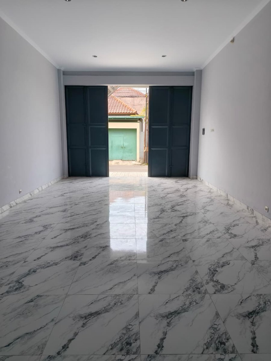 Ruko Baru Strategis Siap Pakai Usaha di Kepunton, Jebres, Solo - Foto 2