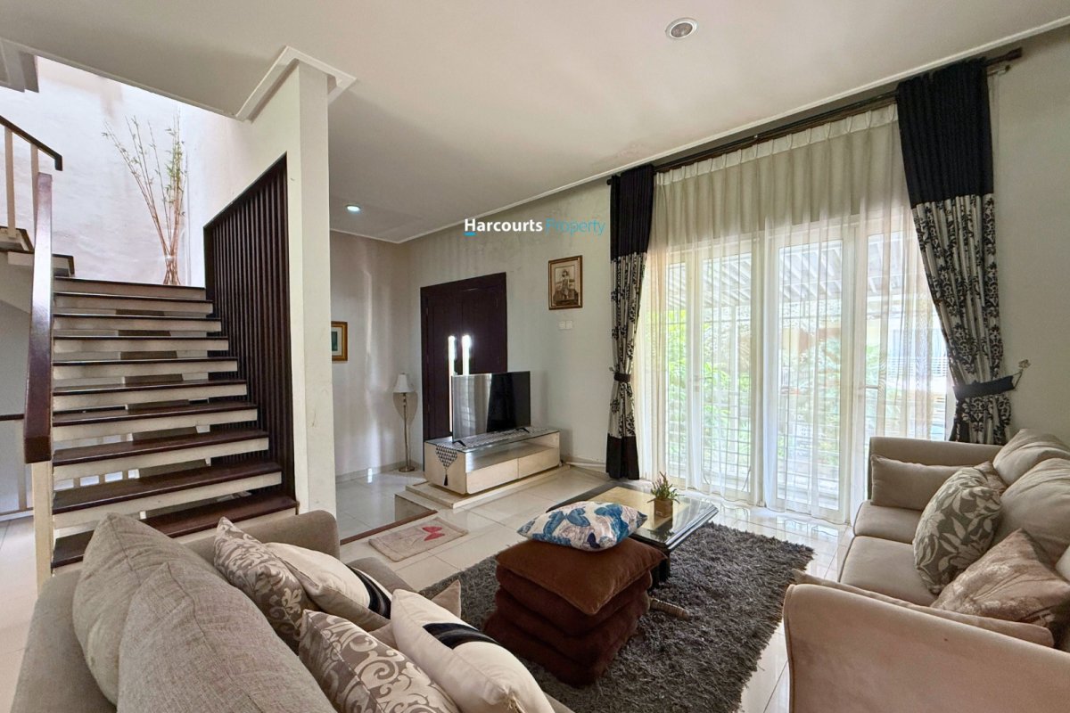 Disewakan Rumah Modern Minimalis Dalam Cluster One System Security 24 Jam di Jatipadang, Pasar Minggu - Foto 3