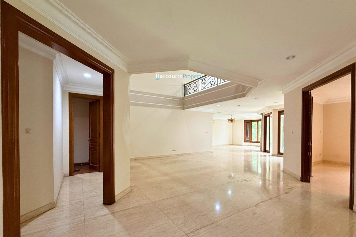 Jeruk Purut Area, Disewakan Rumah Hunian Siap Pakai Lokasi Strategis Ada Taman Depan dan Belakang - Foto 2