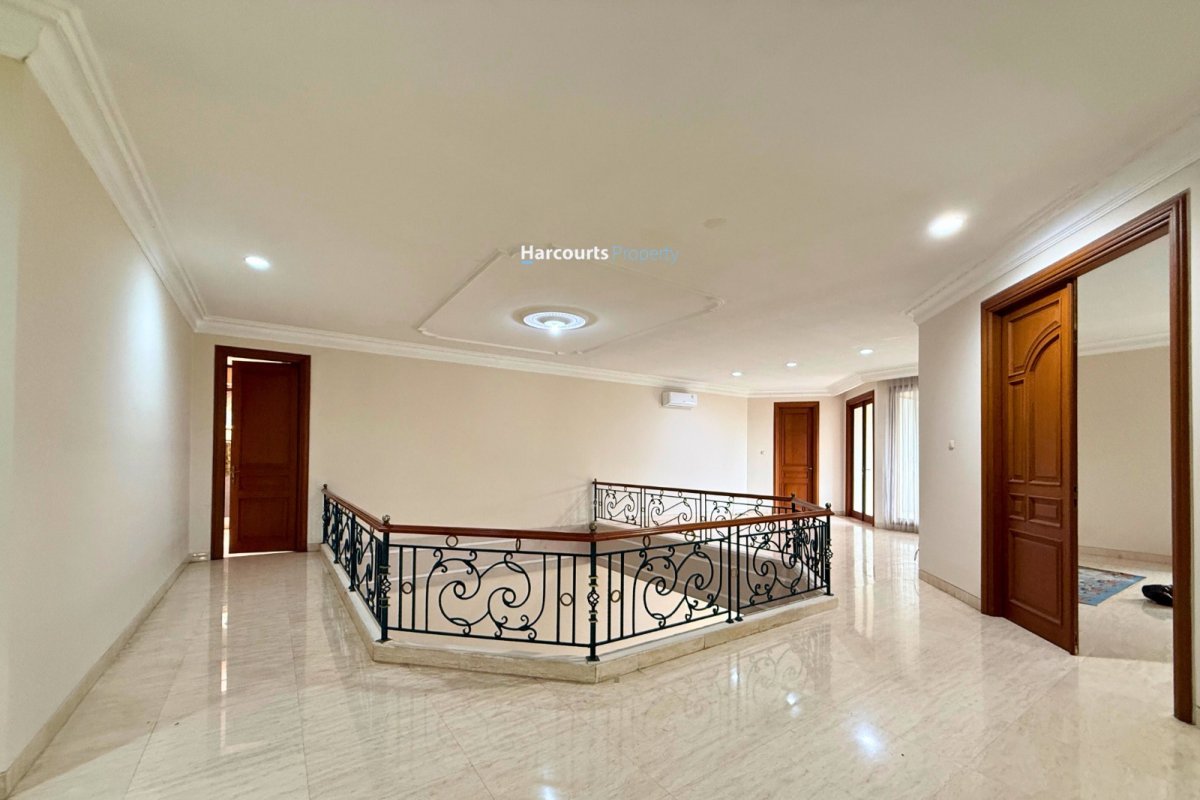 Jeruk Purut Area, Disewakan Rumah Hunian Siap Pakai Lokasi Strategis Ada Taman Depan dan Belakang - Foto 8