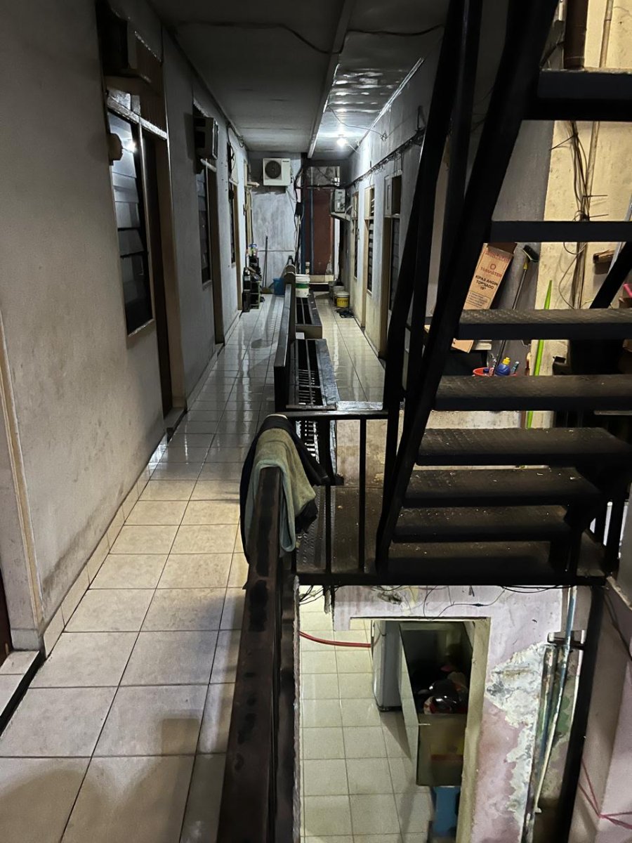 Jual Rumah Kos 3,5 Lantai di Tawakal Tomang Jakarta Barat EF - Foto 7
