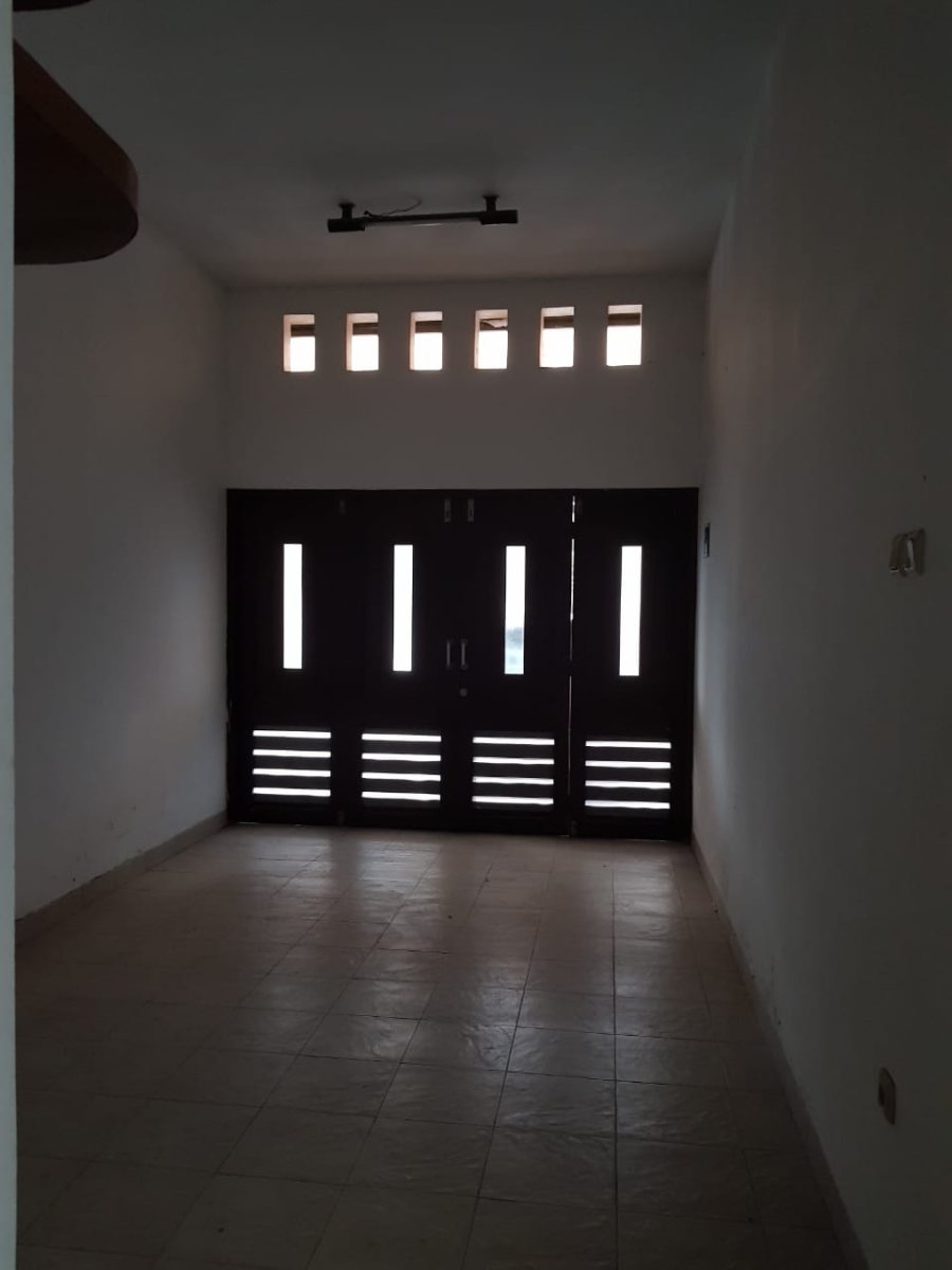 Rumah Bagus Bersih Siap Huni di Lor In Residence Solo - Foto 2