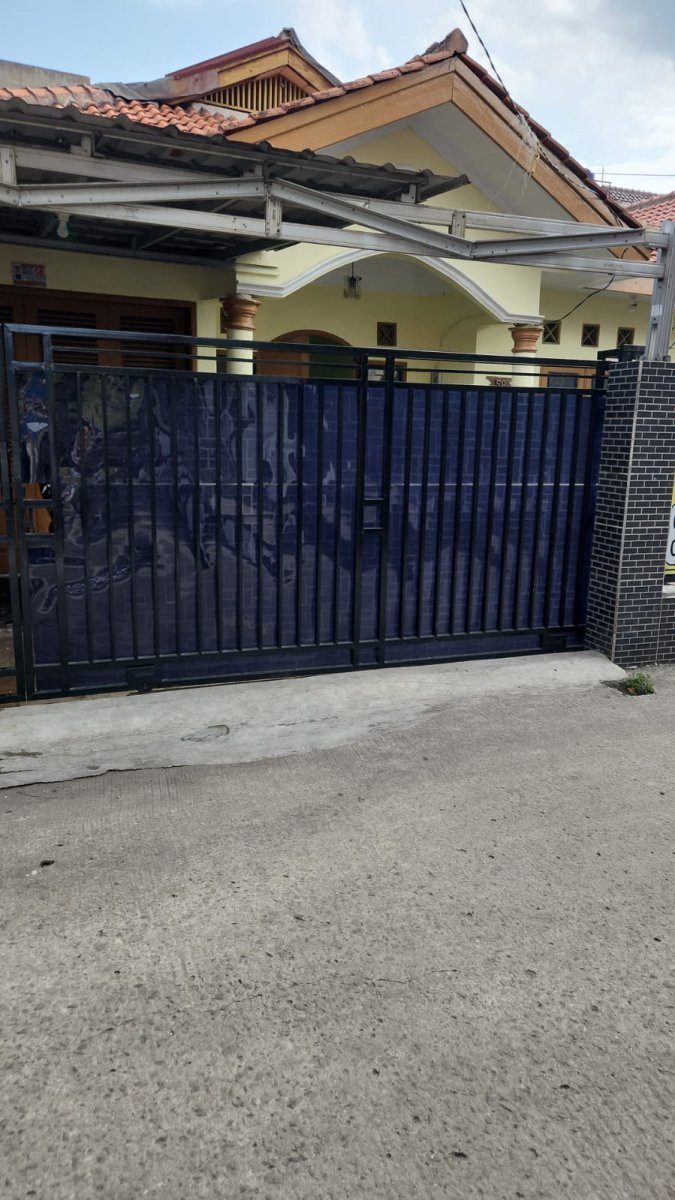 Dijual Rumah di Condet – 1 Lantai LT 200 / LB 180