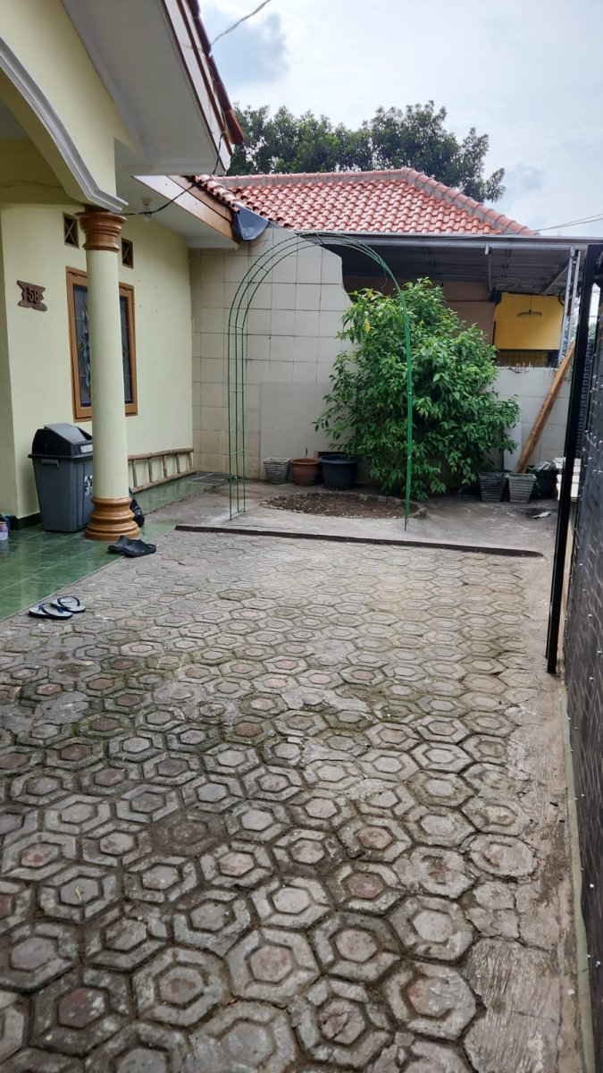Dijual Rumah di Condet – 1 Lantai LT 200 / LB 180 - Foto 2