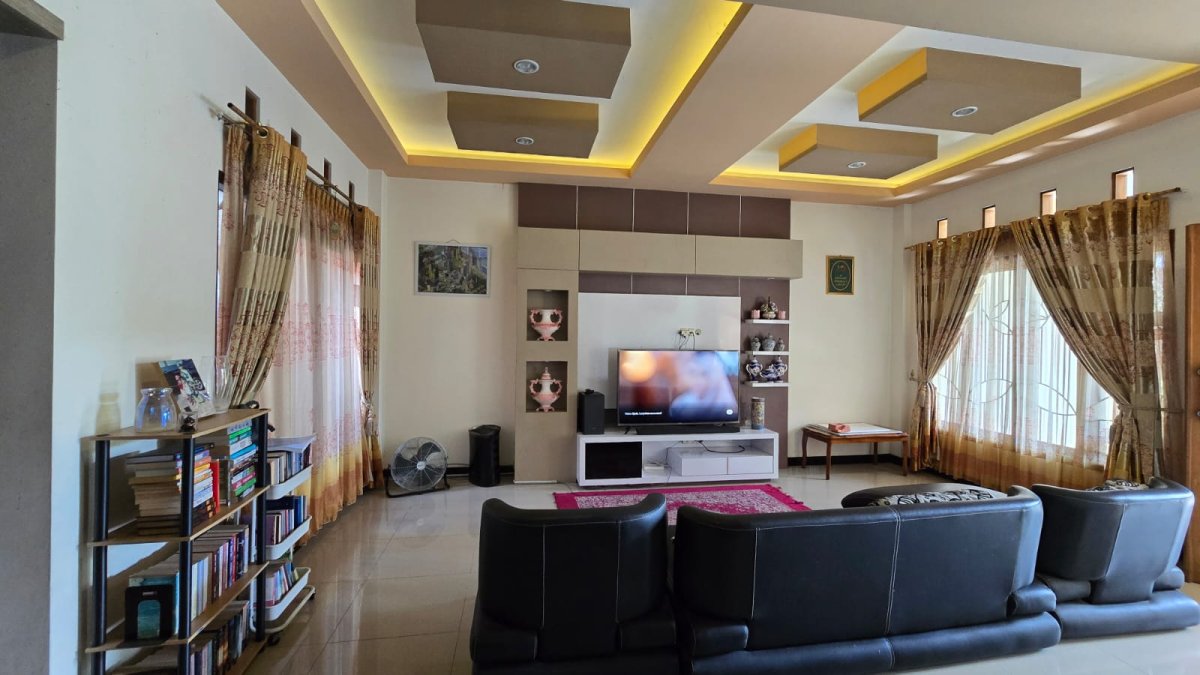 Rumah siap huni di Mojosongo Solo