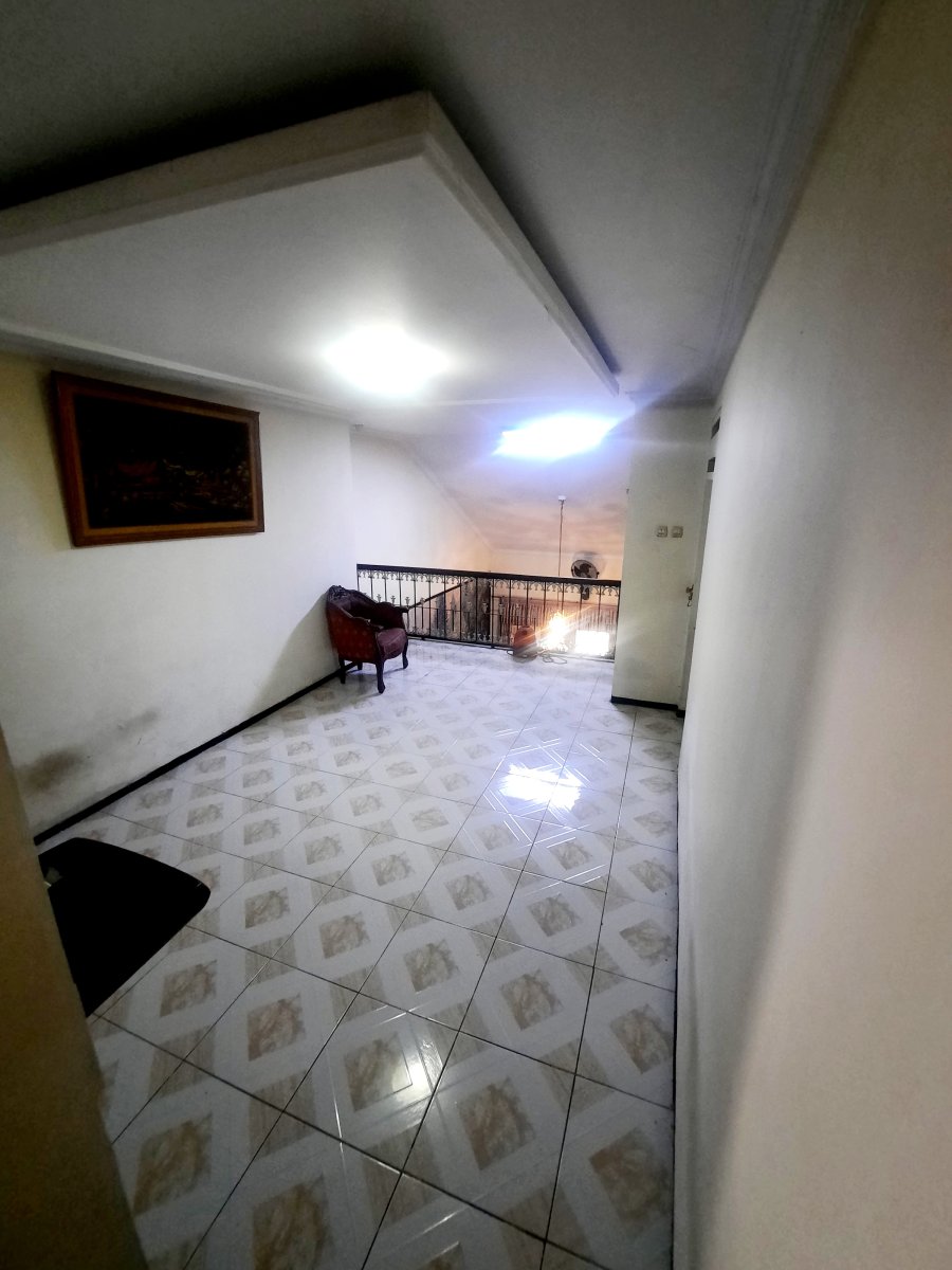 JUAL RUMAH 2 LT. FULL FURNISHED CONDET JAKARTA TIMUR - Foto 6
