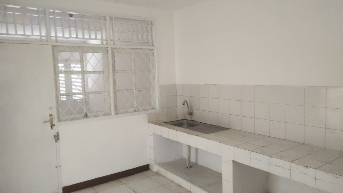 Disewakan Rumah Kosongan di Kucica Sektor 9 Bintaro Jaya - Foto 2