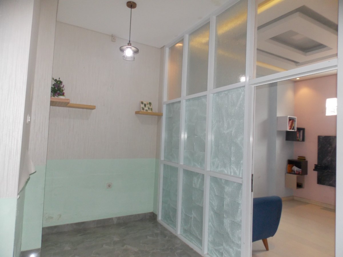 Dijual rumah siap huni di Serpong Park Jelupang Tangsel - Foto 6