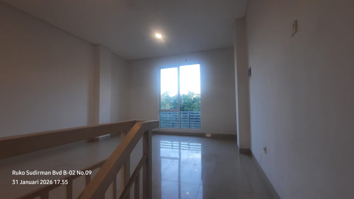 Dijual Ruko Sudirman Boulevard - Cikarang Utara - Foto 6