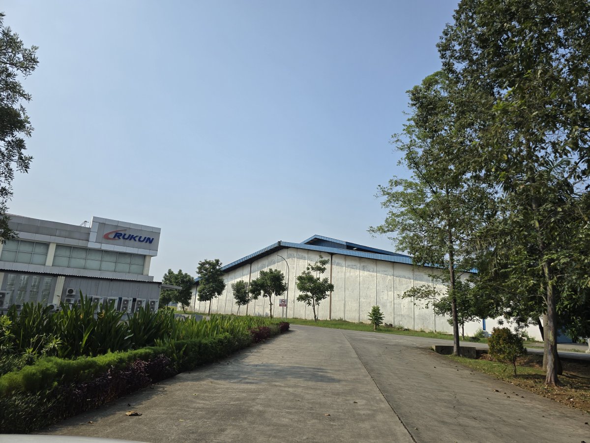 Lahan 16 ha siap bangun untuk cluster pergudangan, dalam komplek gudang multiguna (KSB) yang aman di karawang