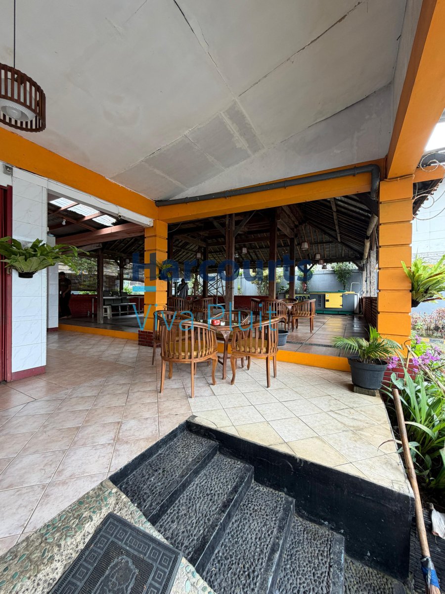 Dijual Tempat Usaha Strategis (Restoran Aktif) – Cipayung. Cocok untuk bisnis kuliner, cafe, resto, maupun usaha komersial lainnya. - Foto 6