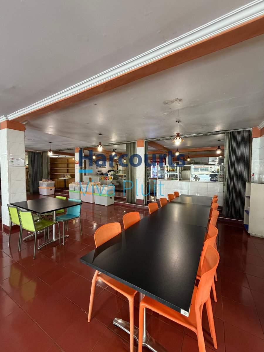 Dijual Tempat Usaha Strategis (Restoran Aktif) – Cipayung. Cocok untuk bisnis kuliner, cafe, resto, maupun usaha komersial lainnya. - Foto 9