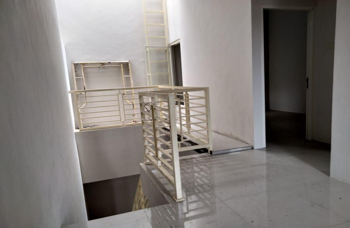 Dijual Rumah Strategis @Gunung Anyar Lor ( MERR ) Surabaya - Foto 2