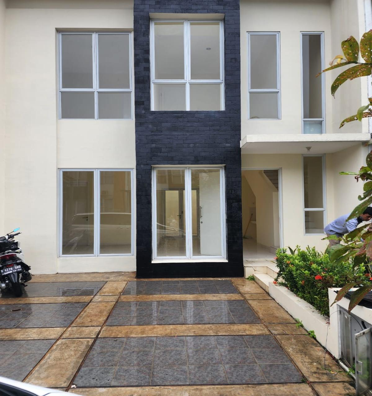 Dijual Rumah 2 Lantai di Graha Raya Cluster Ayna Residence, Tangerang Selatan - Foto 3