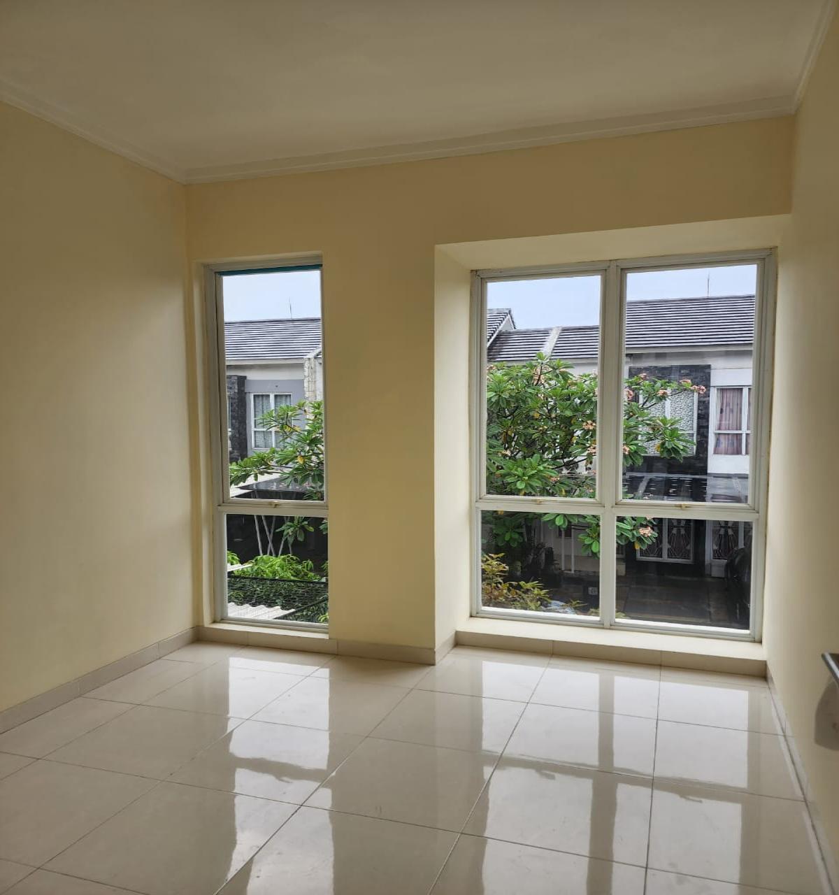 Dijual Rumah 2 Lantai di Graha Raya Cluster Ayna Residence, Tangerang Selatan - Foto 8