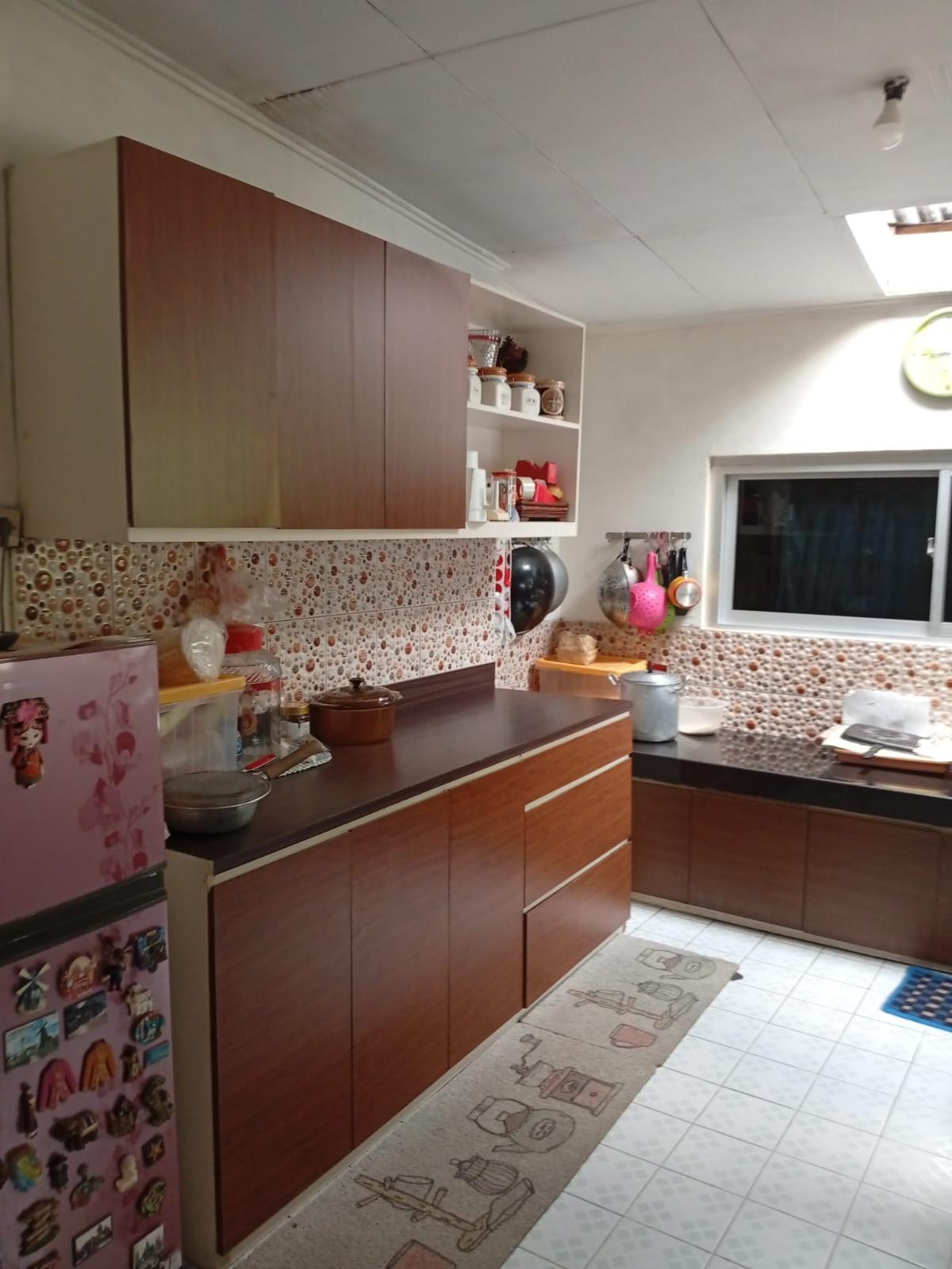 Rumah Luas & Siap Huni di Graha Indah, Bogor Utara – Lokasi Strategis &  Nyaman - Foto 6