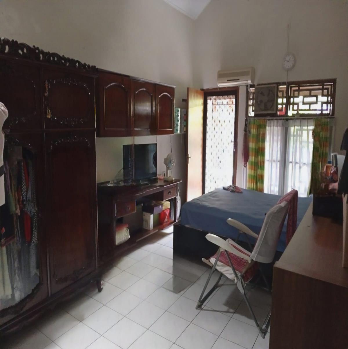 Rumah Luas & Siap Huni di Graha Indah, Bogor Utara – Lokasi Strategis &  Nyaman - Foto 9