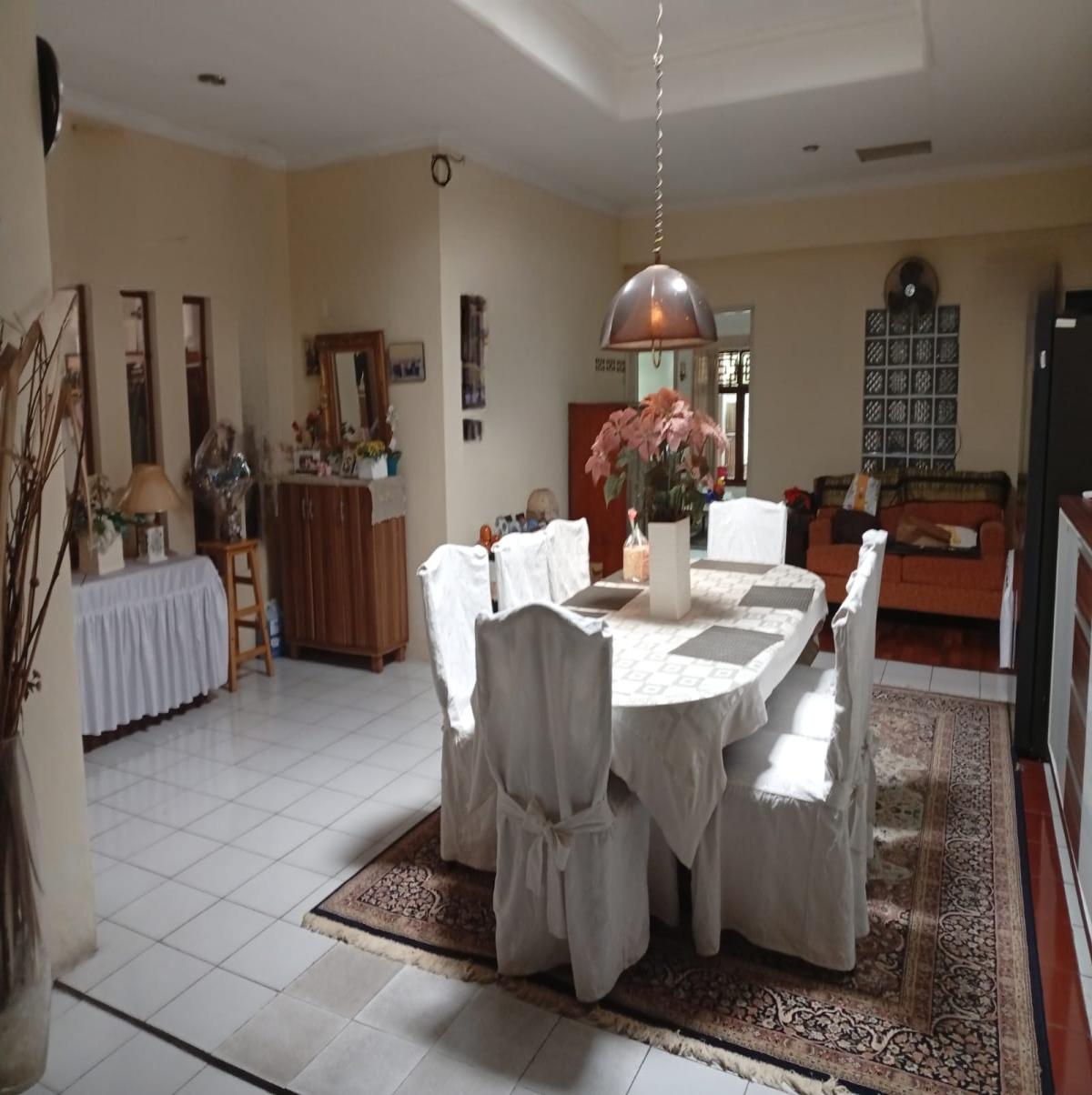 Rumah Luas & Siap Huni di Graha Indah, Bogor Utara – Lokasi Strategis &  Nyaman - Foto 12