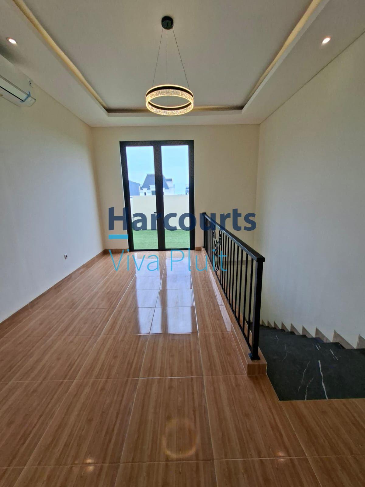 Disewakan Rumah Exclusive 3 Lantai Di Bukit Danau Indah - PIK 2 - Foto 4