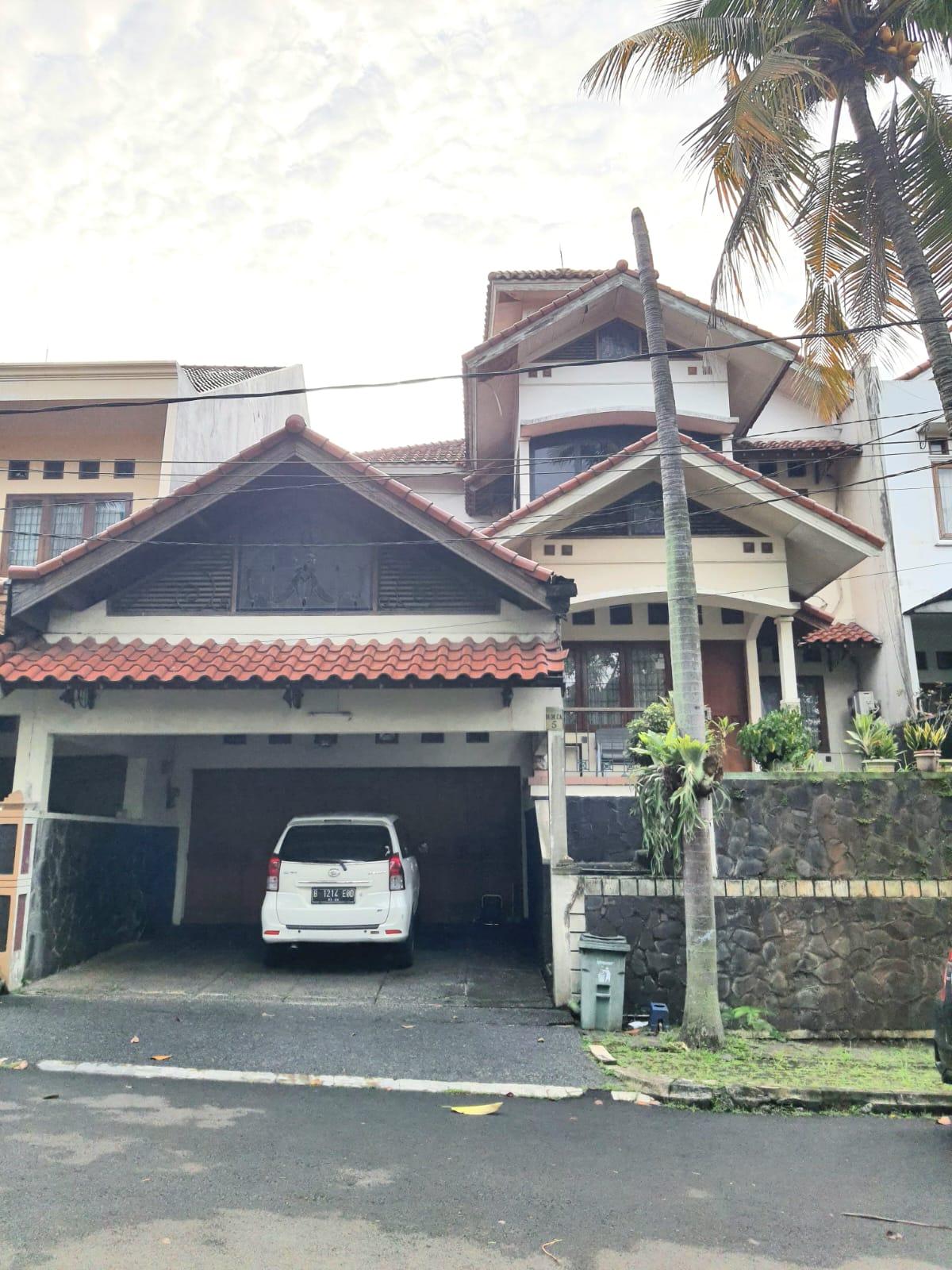 Dijual Cepat Rumah 2 Lantai Pesona Khayangan Depok – Dekat Stasiun UI & Akses Tol - Foto 2