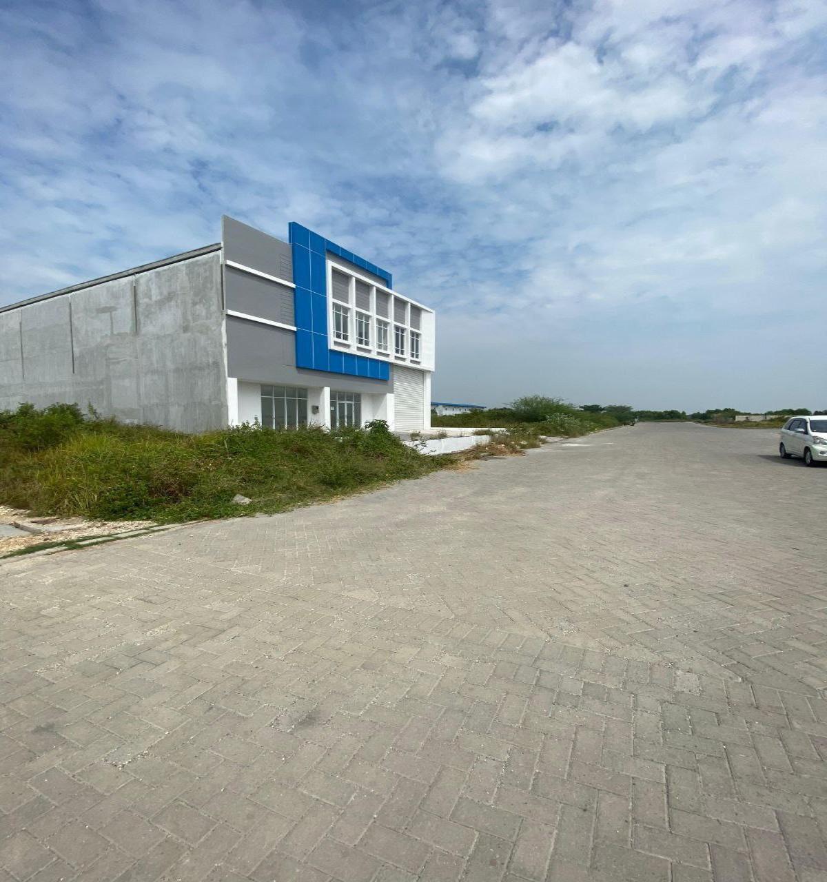 Tanah Pergudangan @East Gate Logistic Park AKR GEM City JIIPE Gresik Jatim - Foto 2