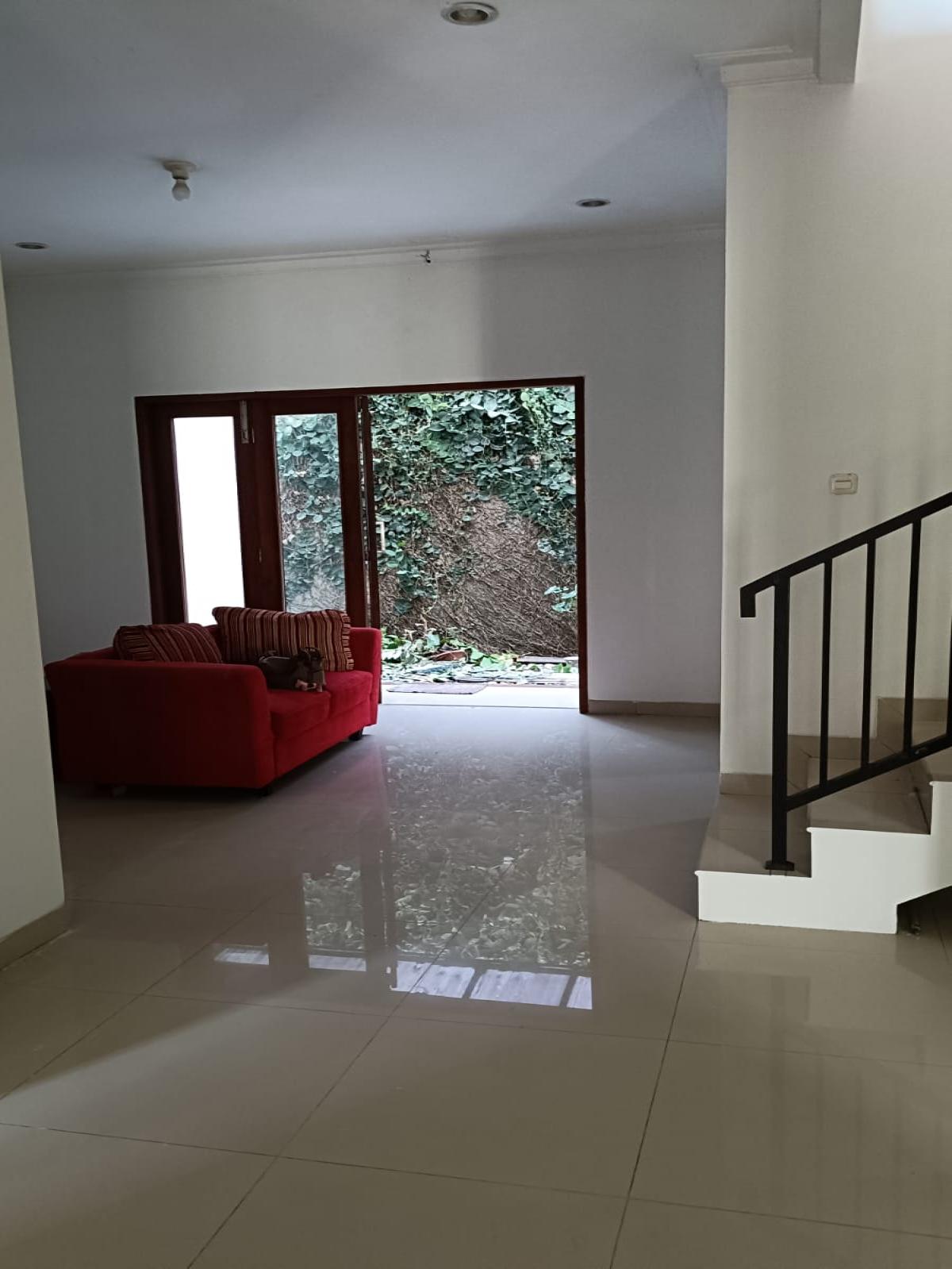 Rumah di dalam Town House belakang Pejaten Village Mall - Foto 3