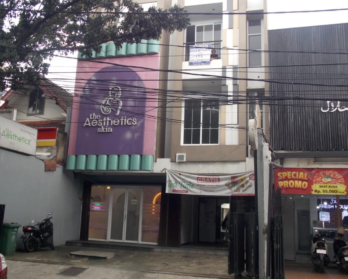 Disewakan ruko 3 lantai di sektor 5 Bintaro Jaya Tangerang Selatan - Foto 8