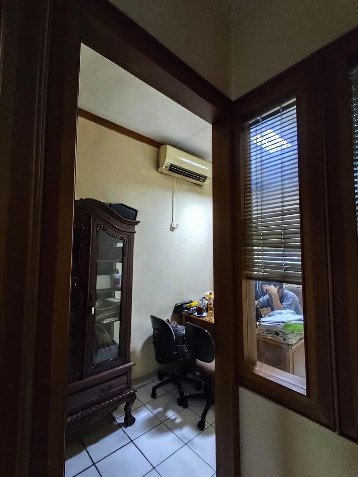 Dijual ruko lokasi oke dan strategis di Pondok Pinang Jaksel - Foto 9