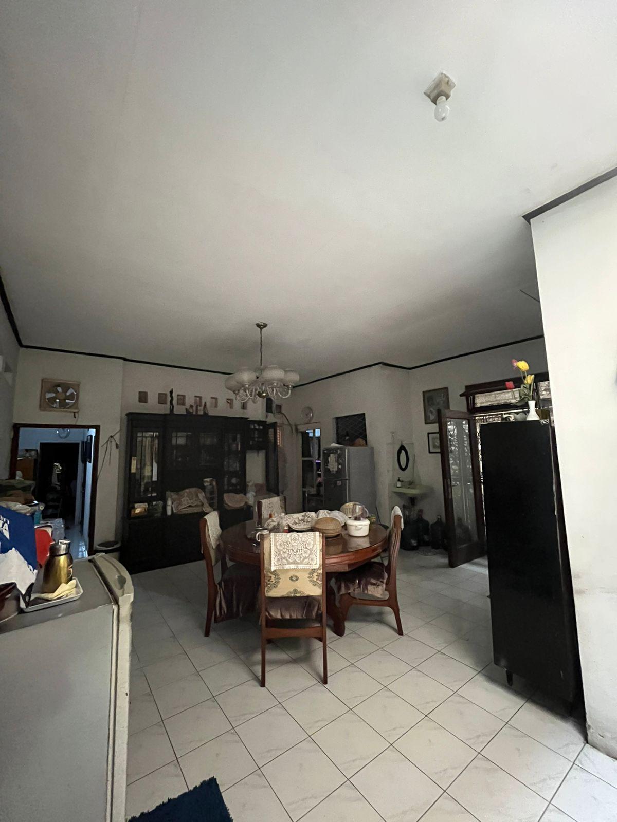 Rumah Kawasan Elit Jakarta Selatan