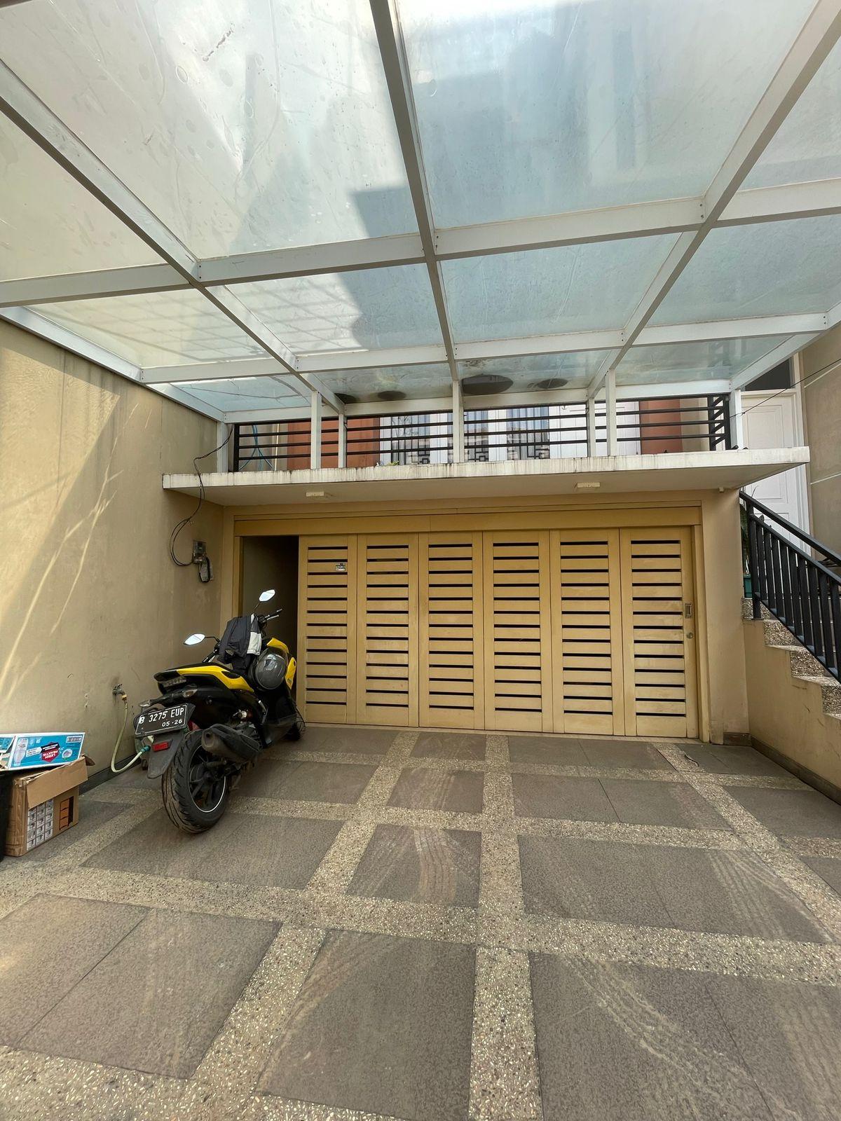 rumah cantik minimalis 2,5 lantai di Pulo Kebayoran Baru Jaksel Kebayoran Baru, Jakarta Selatan - Foto 5