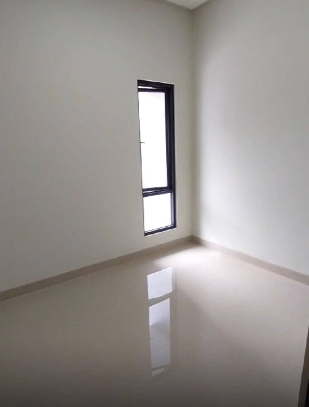 Rumah baru bebas banjir di Pinang Tangerang - Foto 9