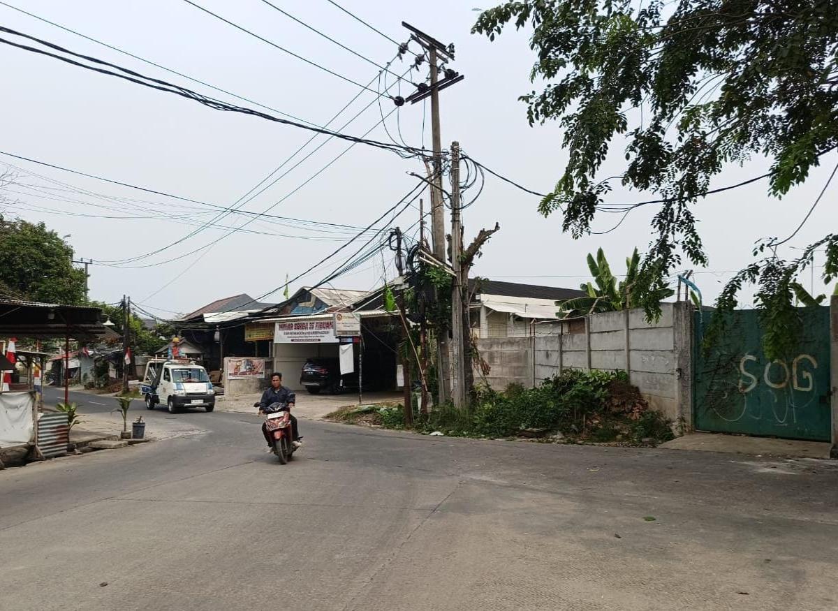 Dijual Tanah Luas 975 m² - 8 Menit dari Exit Toll Jelupang, Tangerang Selatan - Foto 3