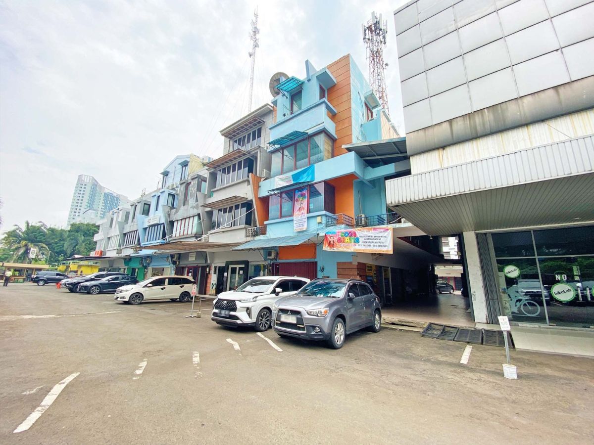 Dijual Ruko 4 Lantai di Tanjung Barat, Jakarta Selatan - Foto 2