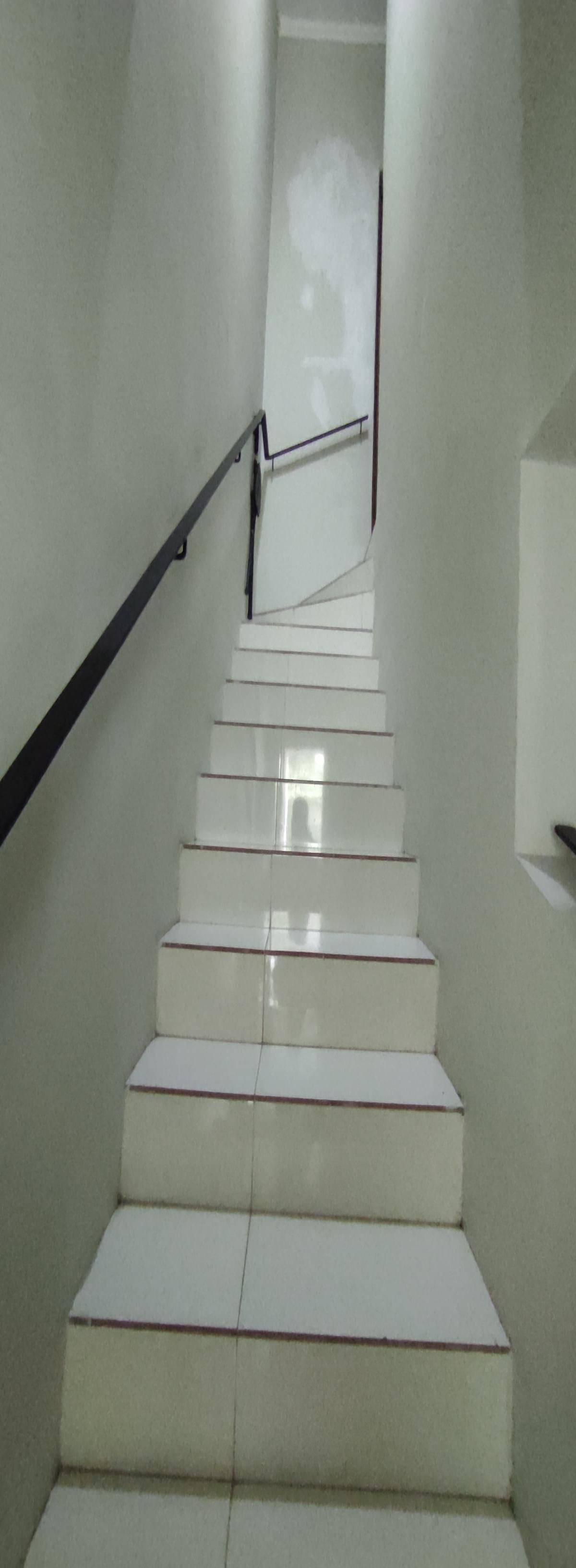 Rumah 2 Lantai di Graha Raya Bintaro Jaya Cluster Ayna Residence, Tangerang Selatan - Foto 8